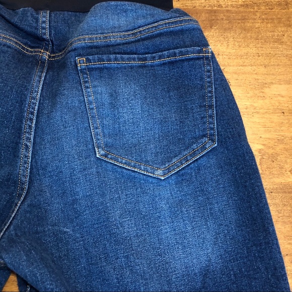 Old Navy Full Panel Jean Shorts SZ 6 9 inch Inseam - Picture 5 of 7